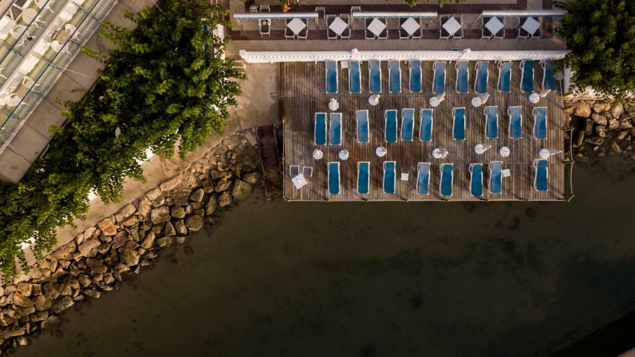 Hotel Restaurant Juanito Platja Sant Carlos de la Ràpita Exterior foto